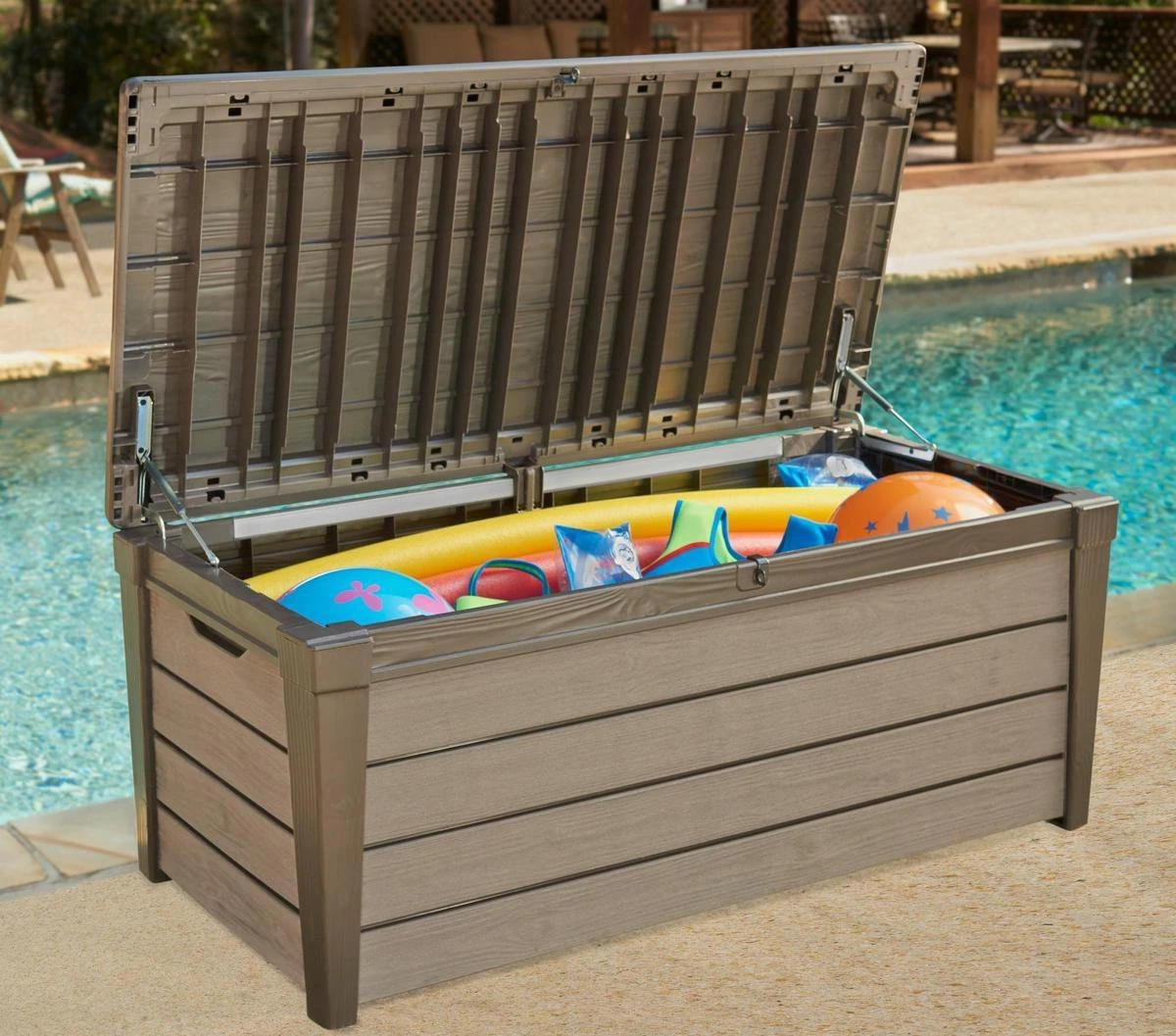 Keter Brushwood Opbergbox - Kussenbox - 455L - 145x69,7x60,3cm - Taupe 6 Keter Brushwood Opbergbox - Kussenbox - 455L - 145x69,7x60,3cm - Taupe - Afbeelding 4