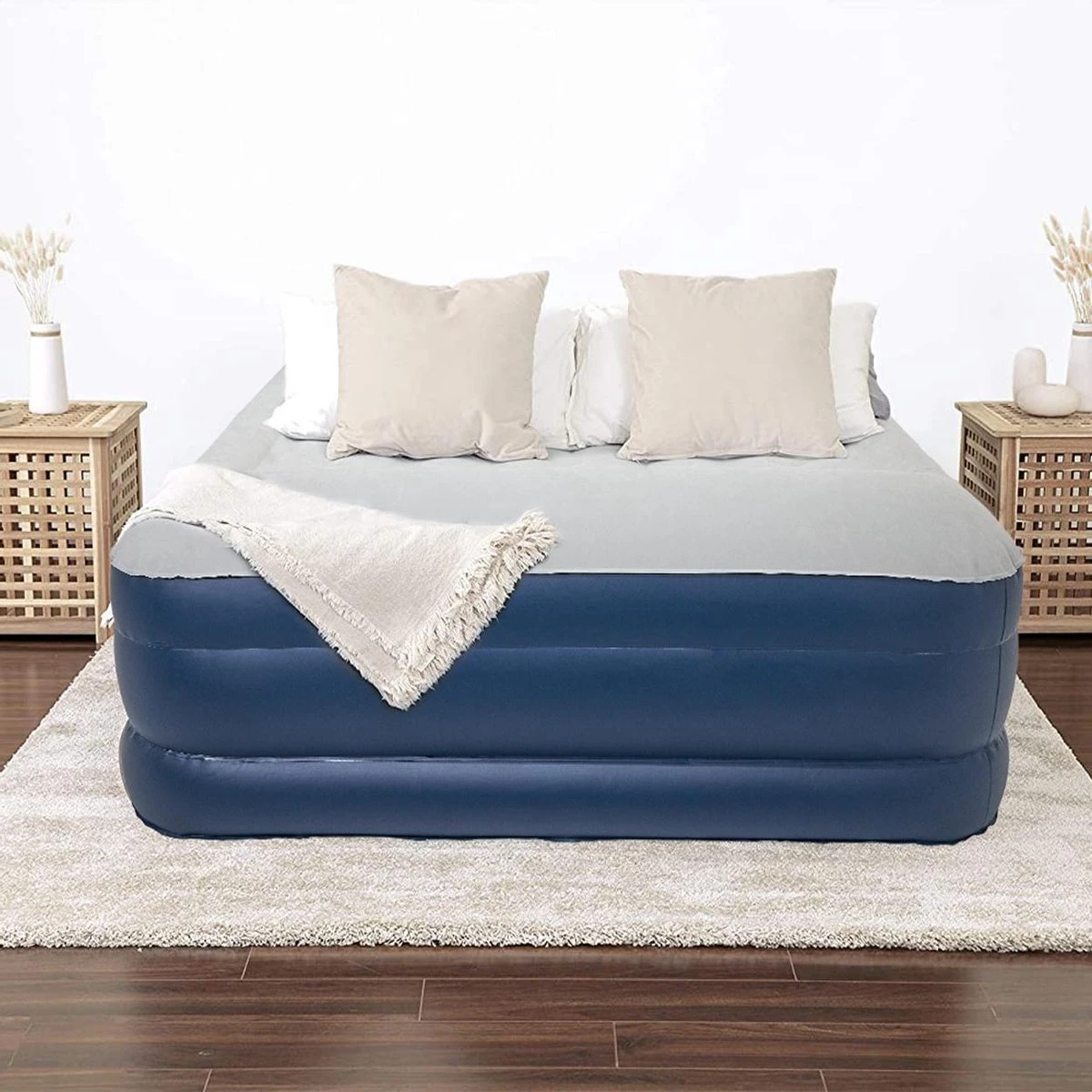 LifeGoods Luchtbed - 2 Persoons - Met Ingebouwde Pomp - Incl. Draagtas En Reparatiekit 9 LifeGoods Luchtbed - 2 Persoons - Met Ingebouwde Pomp - Incl. Draagtas En Reparatiekit - Afbeelding 7