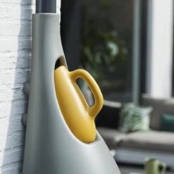 Elho Pure Raindrop 70L - Geel/Oker -Gardena Winkel 1200x1200 748