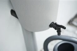 Elho Green Basics Rain Catcher 33 - Regenton Voor Balkonbuiten - Ø 33.5 X H 73.5 Cm - Grijs/Living Concrete -Gardena Winkel 1200x800 129