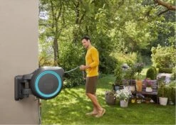 GARDENA - Wandslangenbox Slanghouder - RollUp M/L - 25 Meter - Ø 13 Mm 23 GARDENA - Wandslangenbox Slanghouder - RollUp M/L - 25 Meter - Ø 13 Mm -Gardena Winkel 1200x857 5