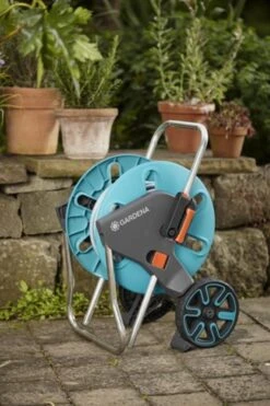 GARDENA - AquaRoll CleverRoll S Set Slangenwagen - Incl. 20 M Slang - Maximaal 40 M Opbergcapaciteit 20 GARDENA - AquaRoll CleverRoll S Set Slangenwagen - Incl. 20 M Slang - Maximaal 40 M Opbergcapaciteit -Gardena Winkel 798x1200 1