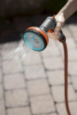 GARDENA - Comfort Broeskop - 5 Straalsoorten - Grijs -Gardena Winkel 800x1200 31