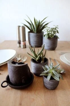 Capi Europe - Set Van 4 - Bloempot Binnen - Rib Antraciet -Gardena Winkel 800x1200 54